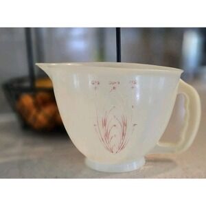Vintage Tupperware 2 Qt Measuring ‎ Cup